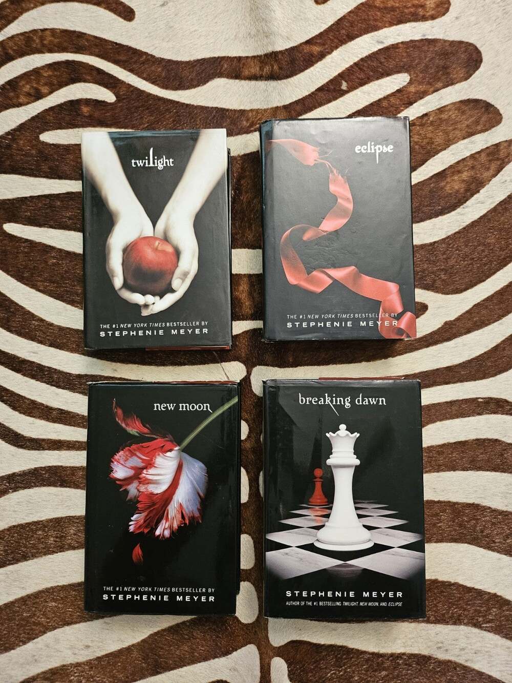 Vintage Twilight Saga Collection Hardcover Series Box Set 4 Books with Insert